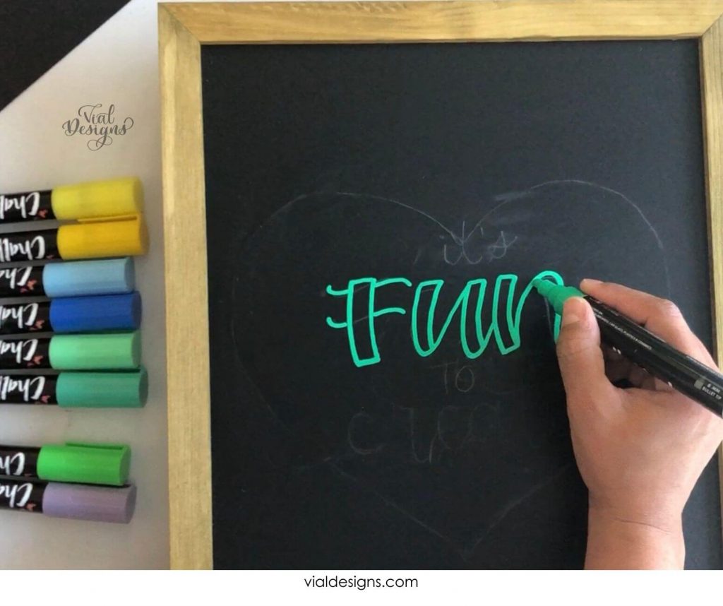 3 Ways to Erase Chalk – Hand Lettered Design